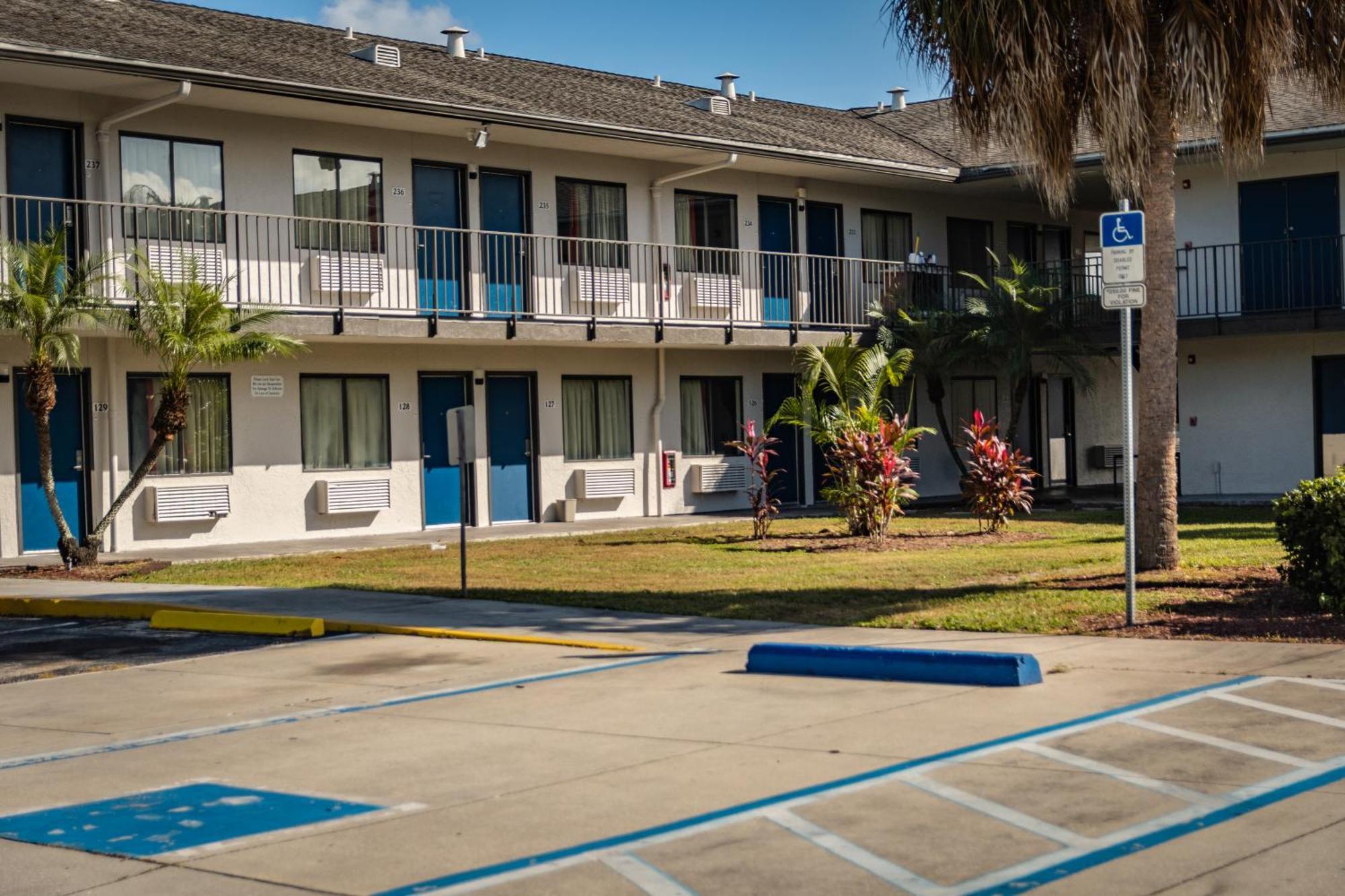 Motel 6-Ft. Pierce, Fl Форт-Пірс Екстер'єр фото