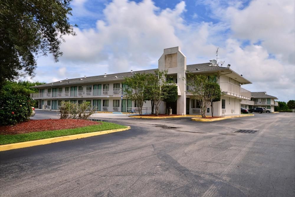 Motel 6-Ft. Pierce, Fl Форт-Пірс Екстер'єр фото